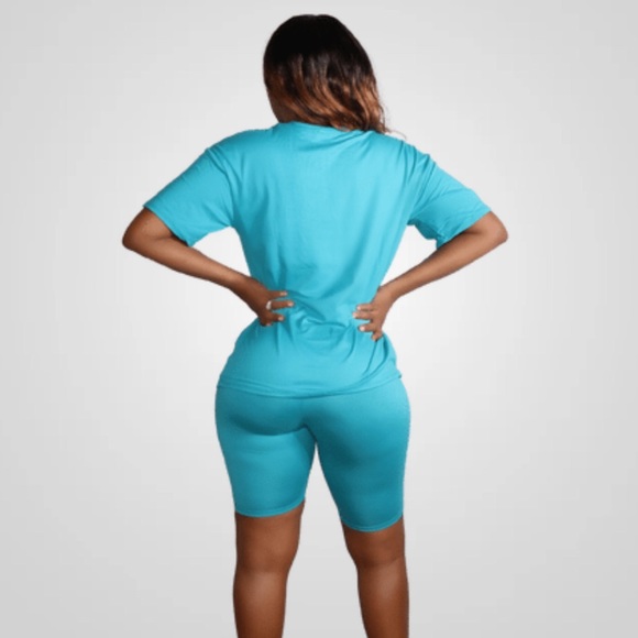 NOT SO BASIC BIKER SHORTS SET IN JADE - Picture 6 of 7